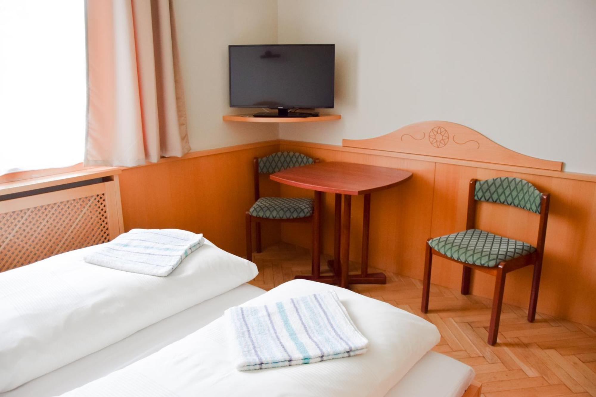 Csikar Csarda Es Panzio Hotell Kőszeg Eksteriør bilde